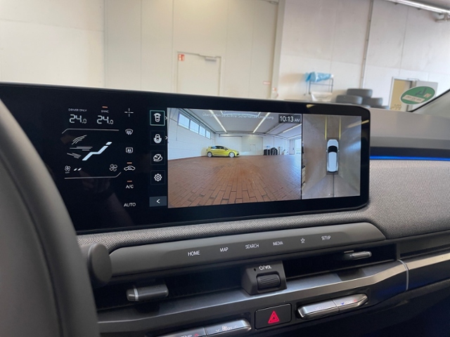 EV3 Earth 81,4 Business Upgrade 360 Ambiente