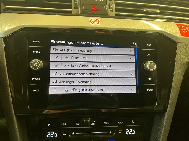 Passat Variant 1.5 TSI Business DSG LED Navi