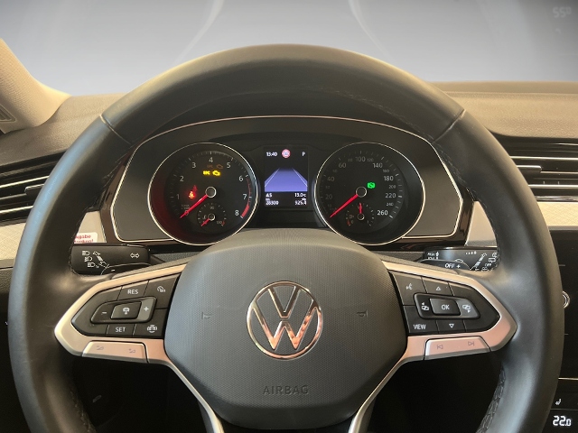 Passat Variant 1.5 TSI Business DSG LED Navi