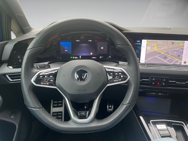 Golf VIII Variant 2.0 TDI R-Line DSG Pano