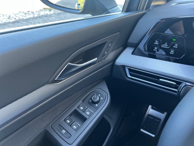 Golf VIII 1.5 e TSI EDITION 50 DSG LED Navi