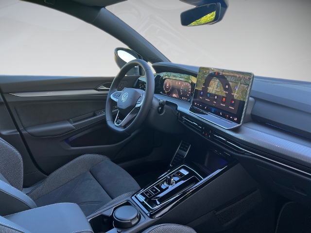 Golf VIII 1.5 e TSI EDITION 50 DSG LED Navi