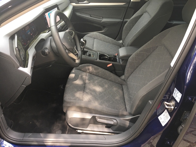 Golf VIII 1.5 TSI Life Pano Standhzg. LED Navi
