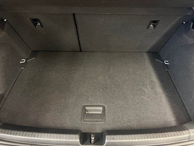 Polo 1.0 TSI Life Navi LED SHZ