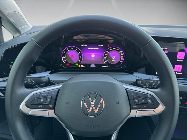 Golf VIII Variant 1.5 eTSI Style LED Kamera