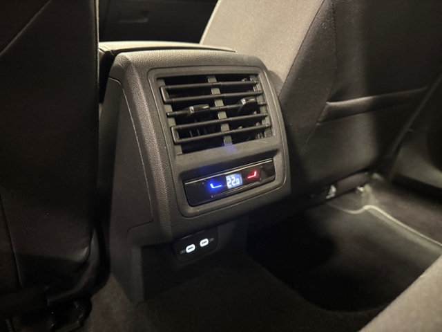 Golf VIII 2.0 TDI Move DSG LED AHK Kamera