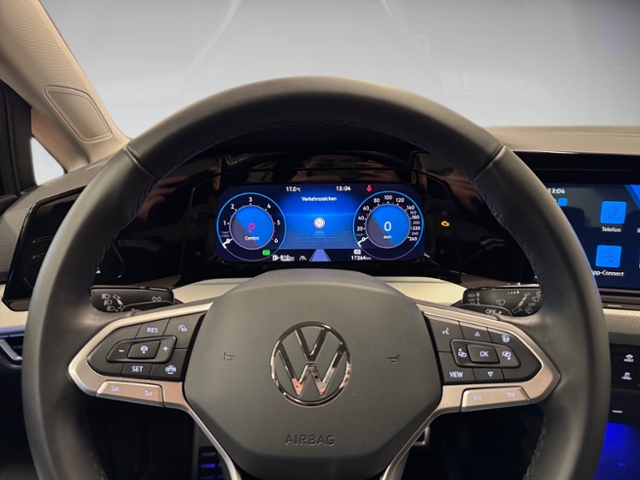 Golf VIII 2.0 TDI Move DSG LED AHK Kamera