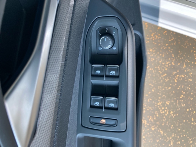Golf VIII 1.5 eTSI Edition 50 DSG LED Navi