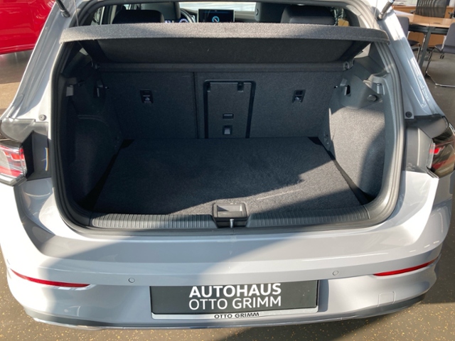 Golf VIII 1.5 eTSI Edition 50 DSG LED Navi