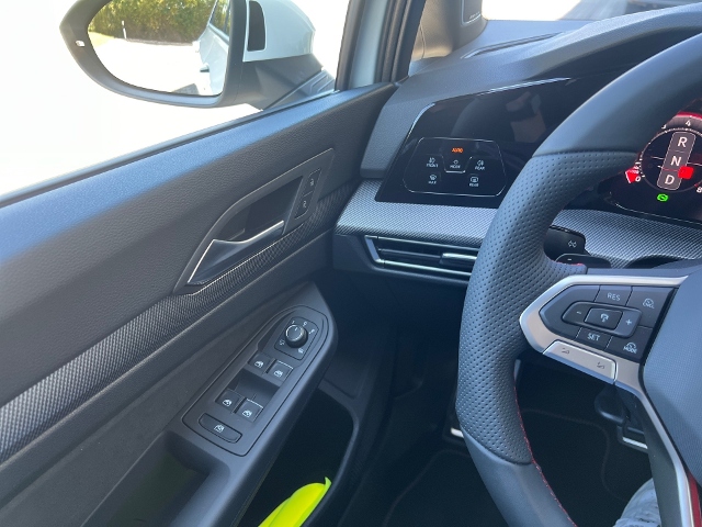 Golf VIII 2.0 TSI GTI DSG LED Kamera DCC