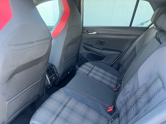 Golf VIII 2.0 TSI GTI DSG LED Kamera DCC
