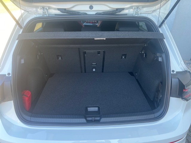 Golf VIII 2.0 TSI GTI DSG LED Kamera DCC