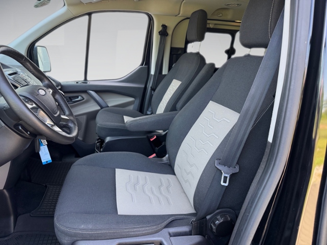Transit Tourneo 2.0TDI L2 Custom 8 Sitze Titani