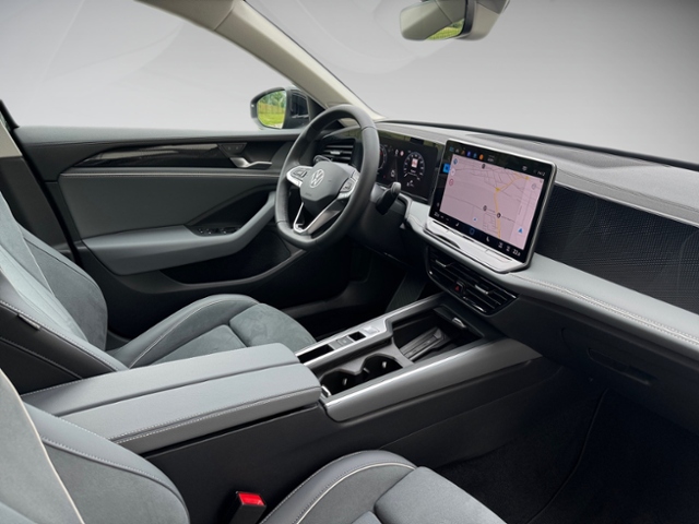 Passat Variant 1.5 eTSI Business DSG KLIMA LED N