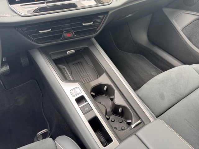 Passat Variant 1.5 eTSI Business DSG KLIMA LED N