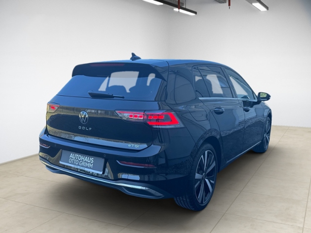 Golf VIII 1.5 eTSI Style DSG Matrix-LED