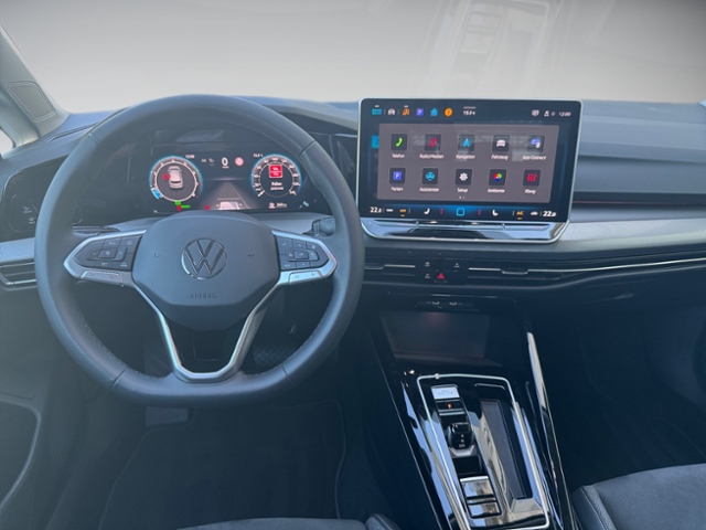 Golf VIII 1.5 eTSI Style DSG Matrix-LED