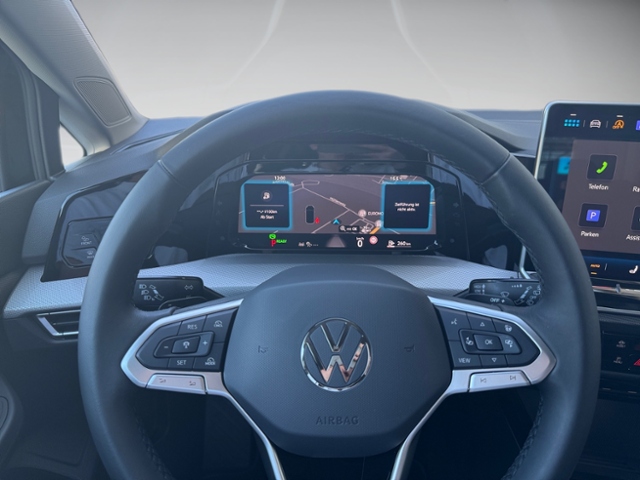 Golf VIII 1.5 eTSI Style DSG Matrix-LED