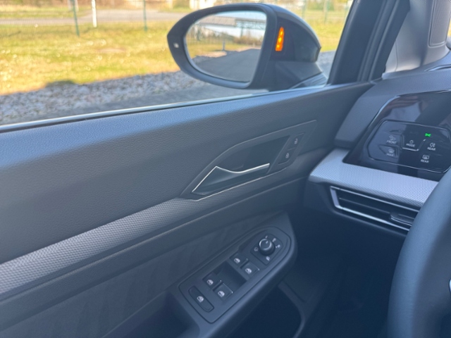 Golf VIII 1.5 eTSI Style DSG Matrix-LED