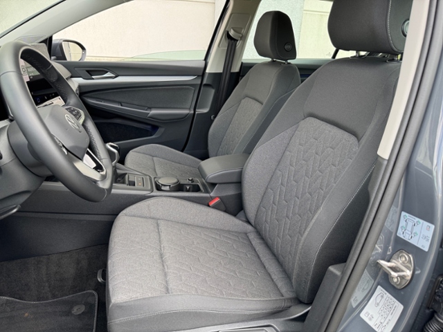 Golf VIII 1.5 TSI Life AHK LED SHZ Navi