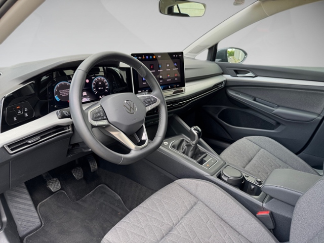 Golf VIII 1.5 TSI Life AHK LED SHZ Navi