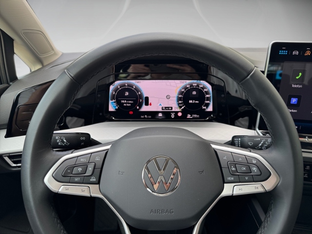 Golf VIII 1.5 TSI Life AHK LED SHZ Navi