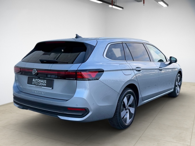 Passat Variant 2.0 TDI Business DSG LED Navi