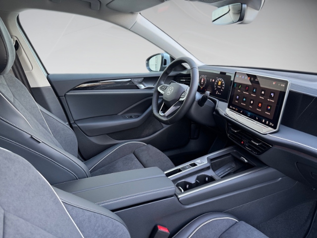 Passat Variant 2.0 TDI Business DSG LED Navi