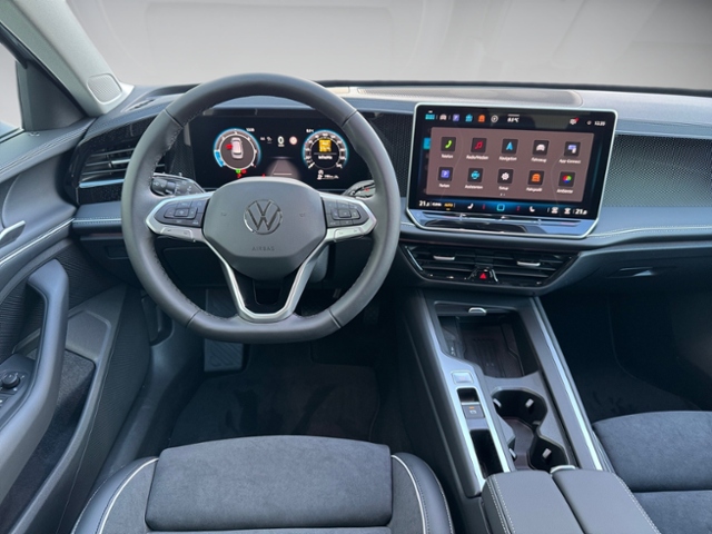 Passat Variant 2.0 TDI Business DSG LED Navi