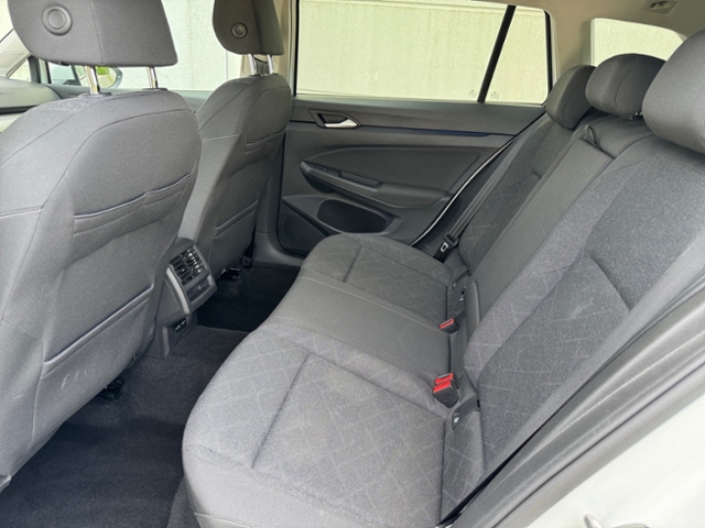 Golf VIII Variant 2.0 TDI DSG LED Navi beh. Lenk