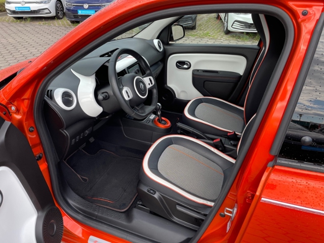 Twingo Vibes Electric Sitzhz. DAB Alu