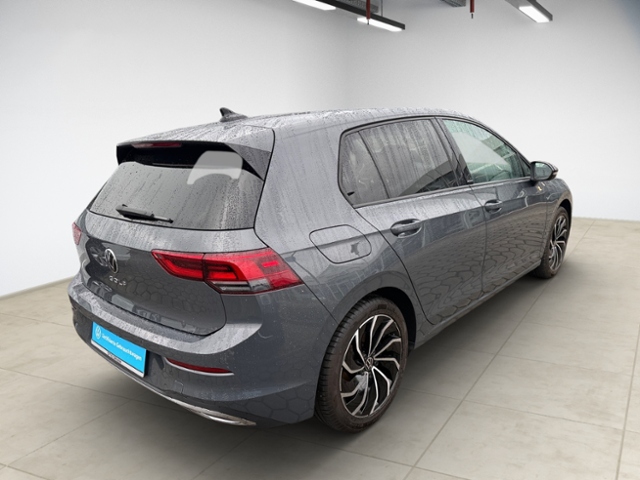 Golf VIII Life Active 1.5 TSI LED AHK Navi