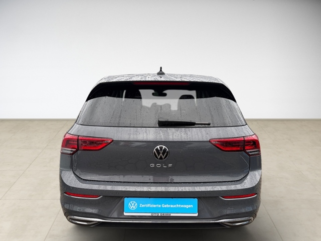 Golf VIII Life Active 1.5 TSI LED AHK Navi