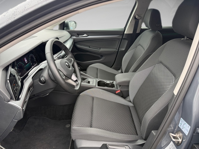 Golf VIII Life Active 1.5 TSI LED AHK Navi