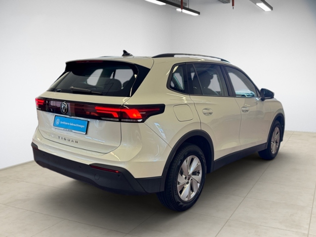 Tiguan 2.0 TDI AHK LED Navi KLIMA