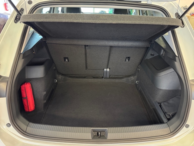 Tiguan 2.0 TDI AHK LED Navi KLIMA