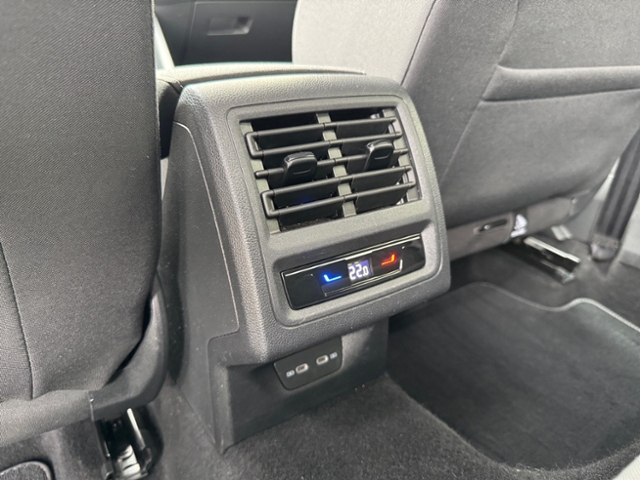 Golf VIII 1.5 TSI Life LED DAB beh.Lenkrad