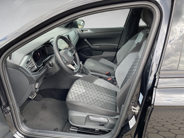Taigo 1.5 TSI DSG R-Line ACC Matrix Navi