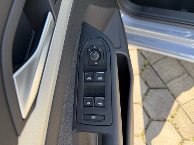 Golf VIII 2.0 TDI Life Standhz. Kamera LED