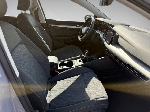 Golf VIII 2.0 TDI Life Standhz. Kamera LED