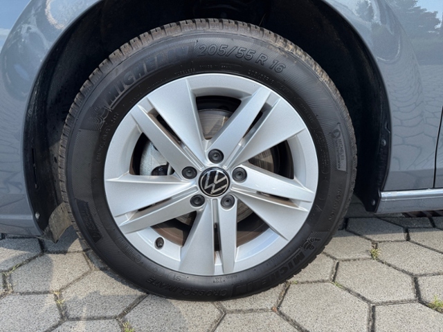 Golf VIII 1.5 eTSI Life DSG AHK ACC DAB+