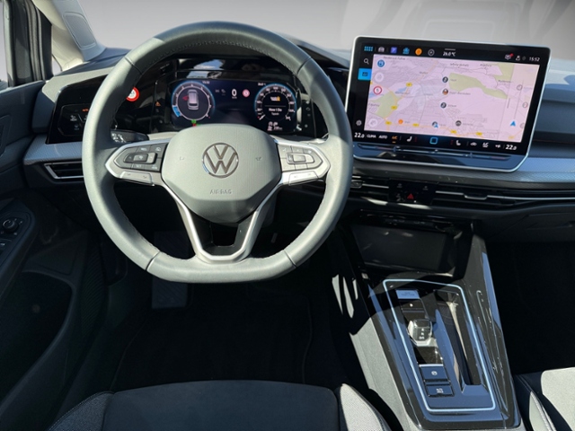 Golf VIII Variant 1.5 eTSI Style DSG LED NAVI