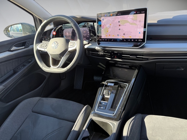 Golf VIII Variant 1.5 eTSI Style DSG LED NAVI