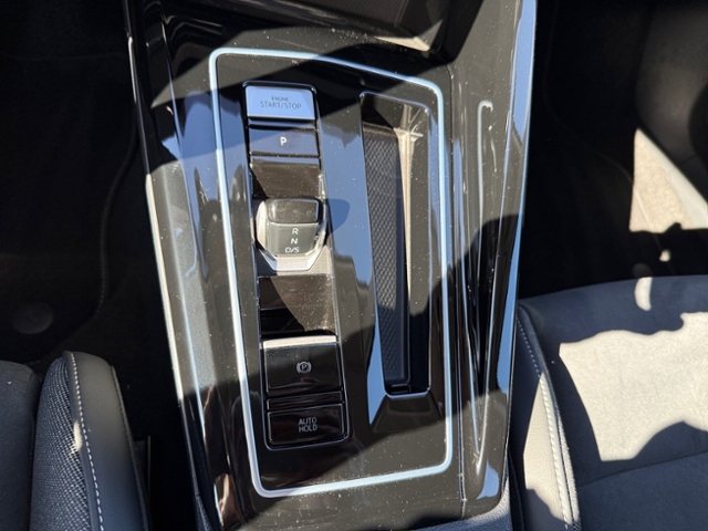 Golf VIII Variant 1.5 eTSI Style DSG LED NAVI
