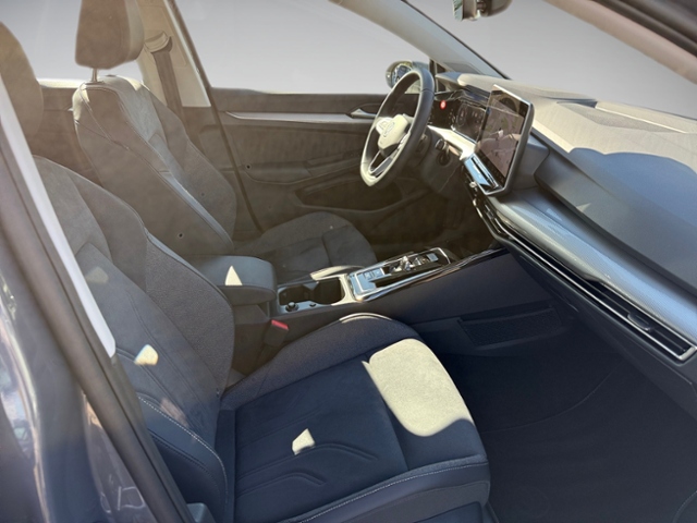 Golf VIII Variant 1.5 eTSI Style DSG LED NAVI