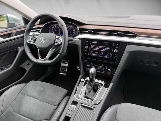 Arteon SB 2.0 TDI SCR Elegance  LED AHK Navi