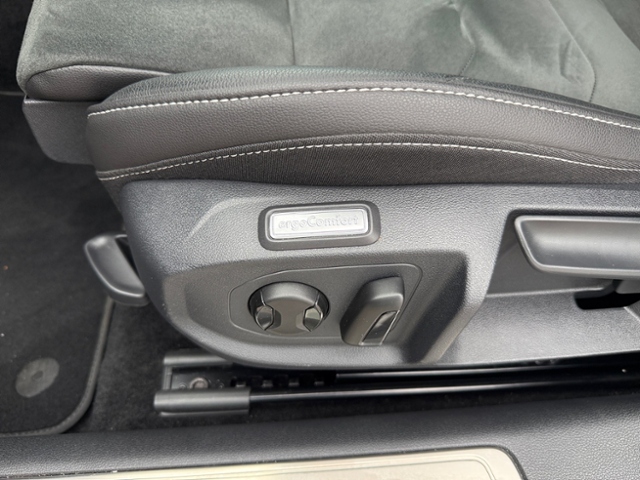 Arteon SB 2.0 TDI SCR Elegance  LED AHK Navi
