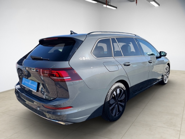 Golf VIII Variant 1.5 eTSI DSG Goal LED Navi AHK
