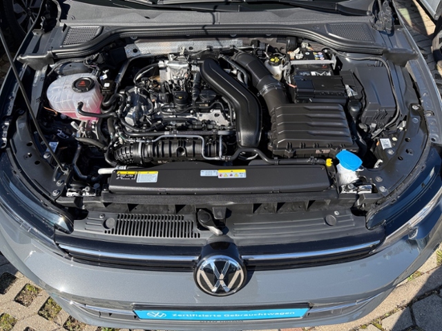Golf VIII Variant 1.5 eTSI DSG Goal LED Navi AHK