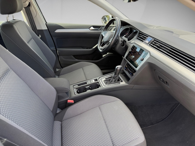 Passat Variant 1.5 TSI DSG Klima Navi LED
